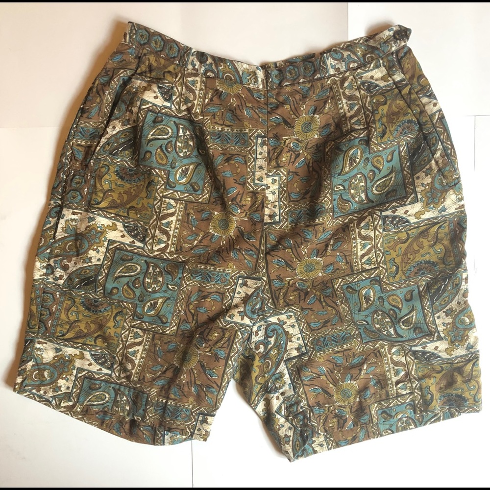 (SOLD) 90's Inspired Vacation Dad Shorts 16